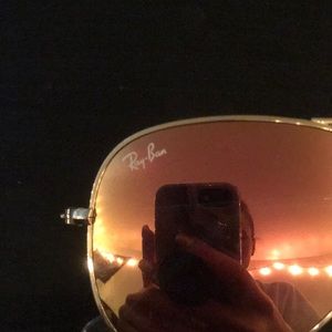 Ray ban aviators, pink reflective